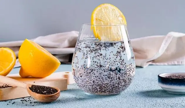 نوشیدنی ساده‌ای که قند خون را کنترل و یبوست را برطرف می‌کند + طرز تهیه 