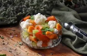 طرز تهیه گل کلم شور خانگی 