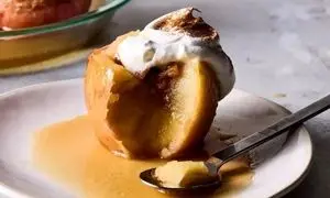 روش تهیه توفاحیجه؛ دسری لطیف با عطر سیب و دارچین از کشور بوسنی هرزگوین