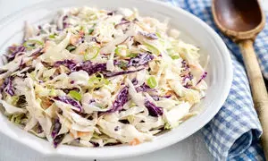 طرز تهیه سالاد مکزیکی با کالباس