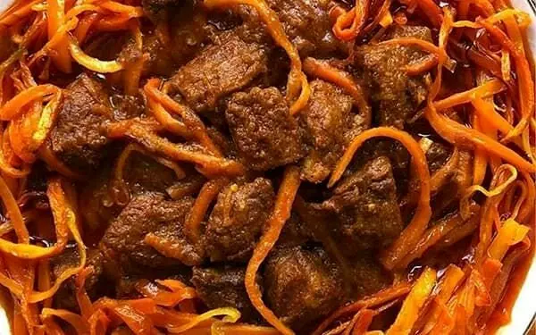 طرز تهیه خورشت هویج؛ طعمی باورنکردنی