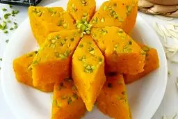 روش تهیه شیرینی لوز زعفرانی 