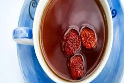 دمنوش گل بنفشه و عناب ؛ دمنوش ضد سرفه آلرژیک را با این روش تهیه کنید