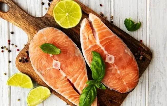 هرگز ماهی را با این چاشنی غذایی نخورید