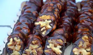 باسلوق با شیره انگور؛ یک شیرینی سنتی با طعمی فوق العاده