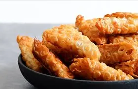 طرز تهیه سمبوسه پیتزایی با نان لواش، بسیار سریع و خوشمزه