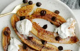 طرز تهیه دسر موز پخته‌شده با تنها سه ماده