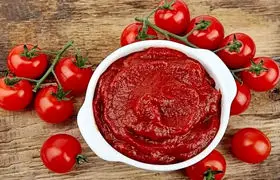  با این ترفند خانگی، دیگر رب گوجه‌فرنگی کپک نمی‌زند