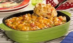 طرز تهیه چیکن کسترول؛ غذای لذیذ و مدرن برای مهمانی ها