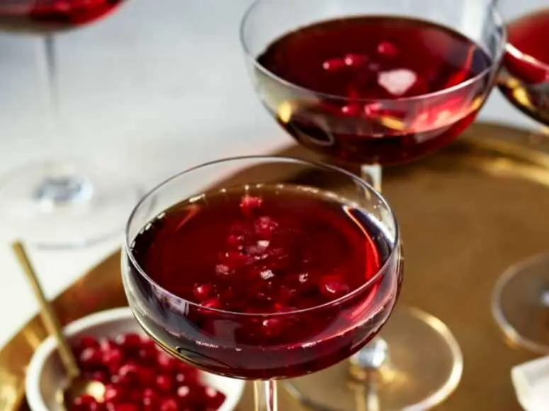 ژله انار ؛ ساده و سریع ویژه شب یلدا 