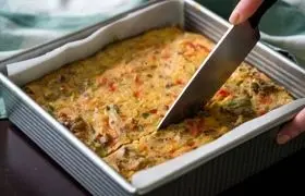طرز تهیه کیک سوسیس با سیب زمینی؛ یک میان وعده خوشمزه
