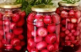 ترشی پیاز ؛ ترفند خوش رنگ شدن این خوشمزه زمستانی