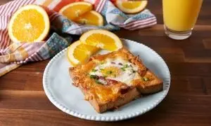 طرز تهیه تست تخم مرغ و پنیر؛ یک صبحانه پرطرفدار