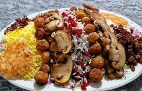 طرز تهیه قارچ‌پلو خوشمزه با نخودفرنگی به سبک مجلسی