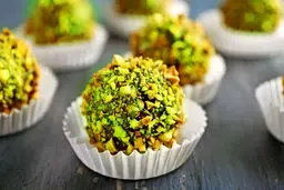 طرز تهیه شیرینی ملکه پسته