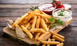 طرز تهیه سیب‌زمینی رستورانی در منزل