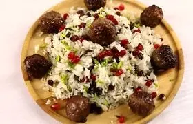 با کوفته ریزه و انار، پلو درست کنید + فوت و فن