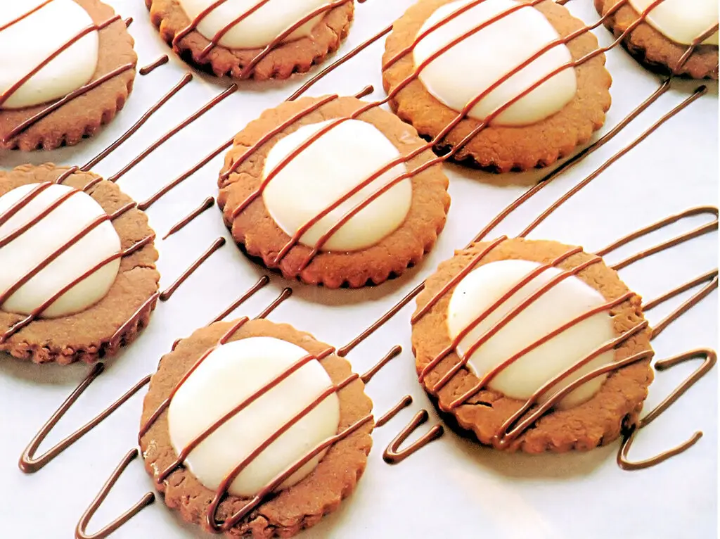 روش تهیه یک بیسکوئیت متفاوت برای کسانی که از طعم بیسکوئیت‌های سوپر مارکت خسته شده‌اند