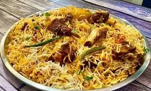 بریونی گوشت معطر با ادویه ماسالا : طعمی ناب از دل هندوستان