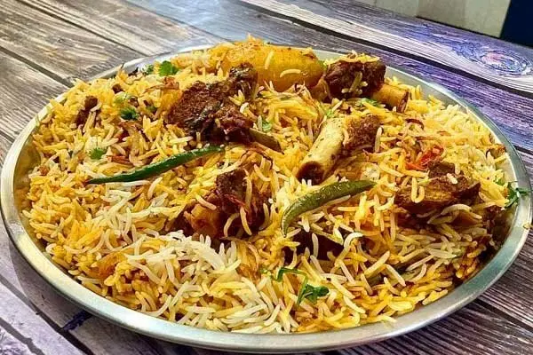 بریونی گوشت معطر با ادویه ماسالا : طعمی ناب از دل هندوستان