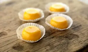  طرز تهیه کوایندیم؛ دسر طلایی برزیل با طعمی درخشان