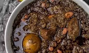 قورمه‌سبزی؛ اصیل ترین طعم ایرانی، خورشتی که هیچ وقت از مد نمیفتد