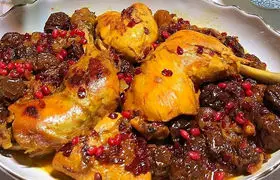 خورش مرغ و آلو خانگی؛ طرز تهیه خورشت مرغ با آلو بخارا خوشمزه