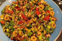 طرز تهیه سالاد زیتون؛ یک پیش‌غذای خوشمزه و متفاوت